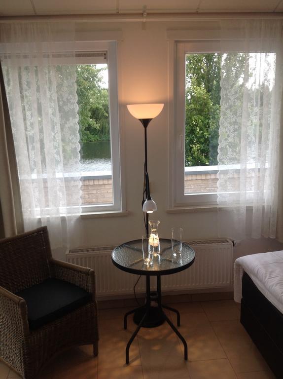 B&B Het Witte Huis Almere Exteriör bild