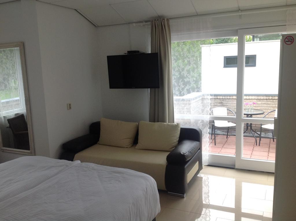 B&B Het Witte Huis Almere Exteriör bild