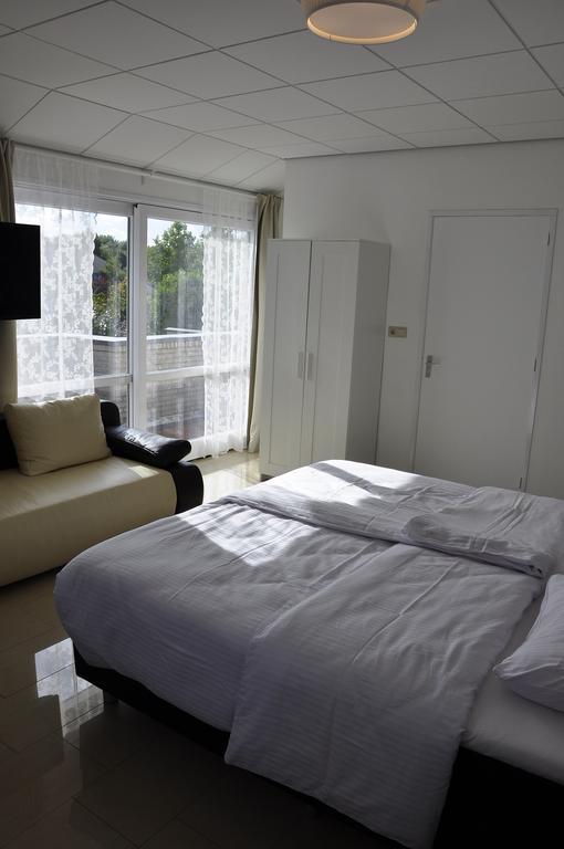 B&B Het Witte Huis Almere Exteriör bild